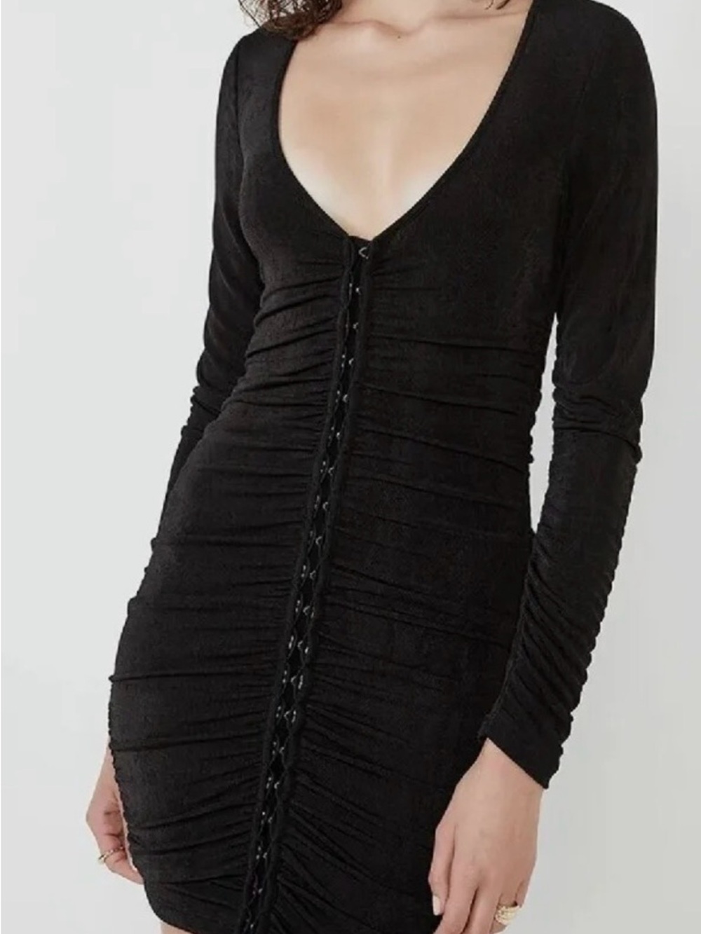 Anthropologie Bardot Black Ruched Hook & Eye Bodycon Mini Dress M Long Sleeve
